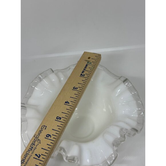 VTG Fenton White Silver Crest Milk Glass Ruffled Console Bowl 7"x3" Centerpiece - Picture 7 of 7